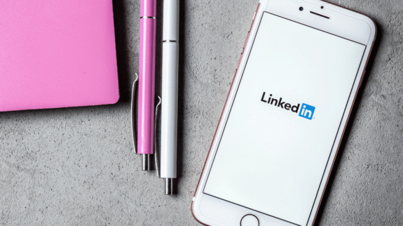 Tips para tener presencia en LinkedIn Tips para tener presencia en LinkedIn