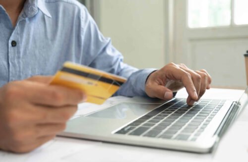 ¿Qué es una E-Commerce y cómo funciona?